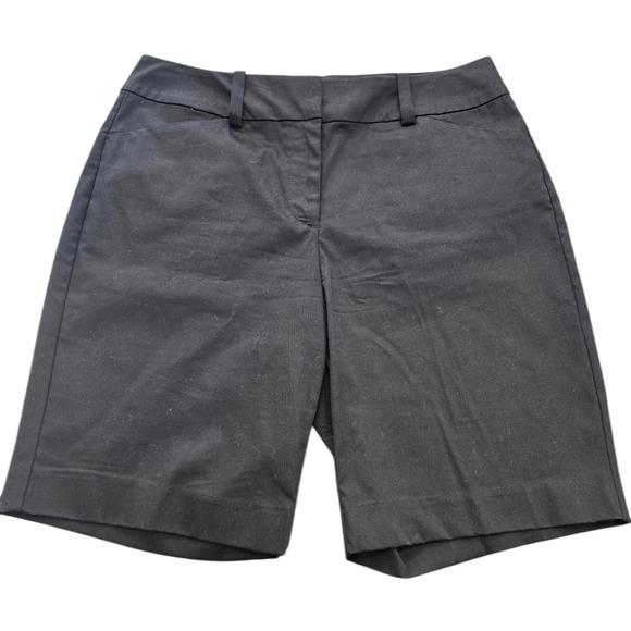 Ann Taylor Pants - Ann Taylor Black CURVY Women's Bermudas Shorts (Size :8)
